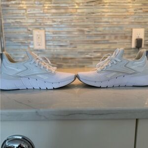 Reebok Nano Gym women’s training shoe 8.5. White. NIB.